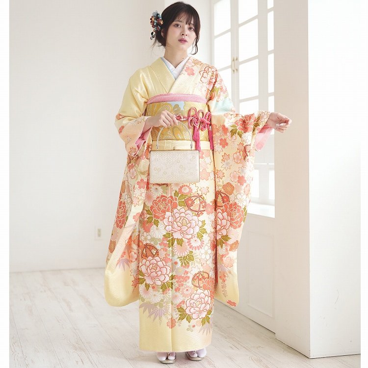 【レンタル】成人式 振袖 女性 着物 女 振袖セット 結婚式 振袖 袋帯 フルセット 安い レトロ 大正浪漫 モダン 古典 振袖 セット 正絹  アンティーク クリーム 黄色系 花 花柄 桜 菊 | ニコアンティーク